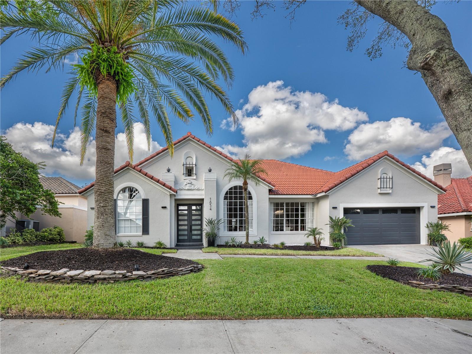 1854 Vista Royale Blvd Property Photo 2