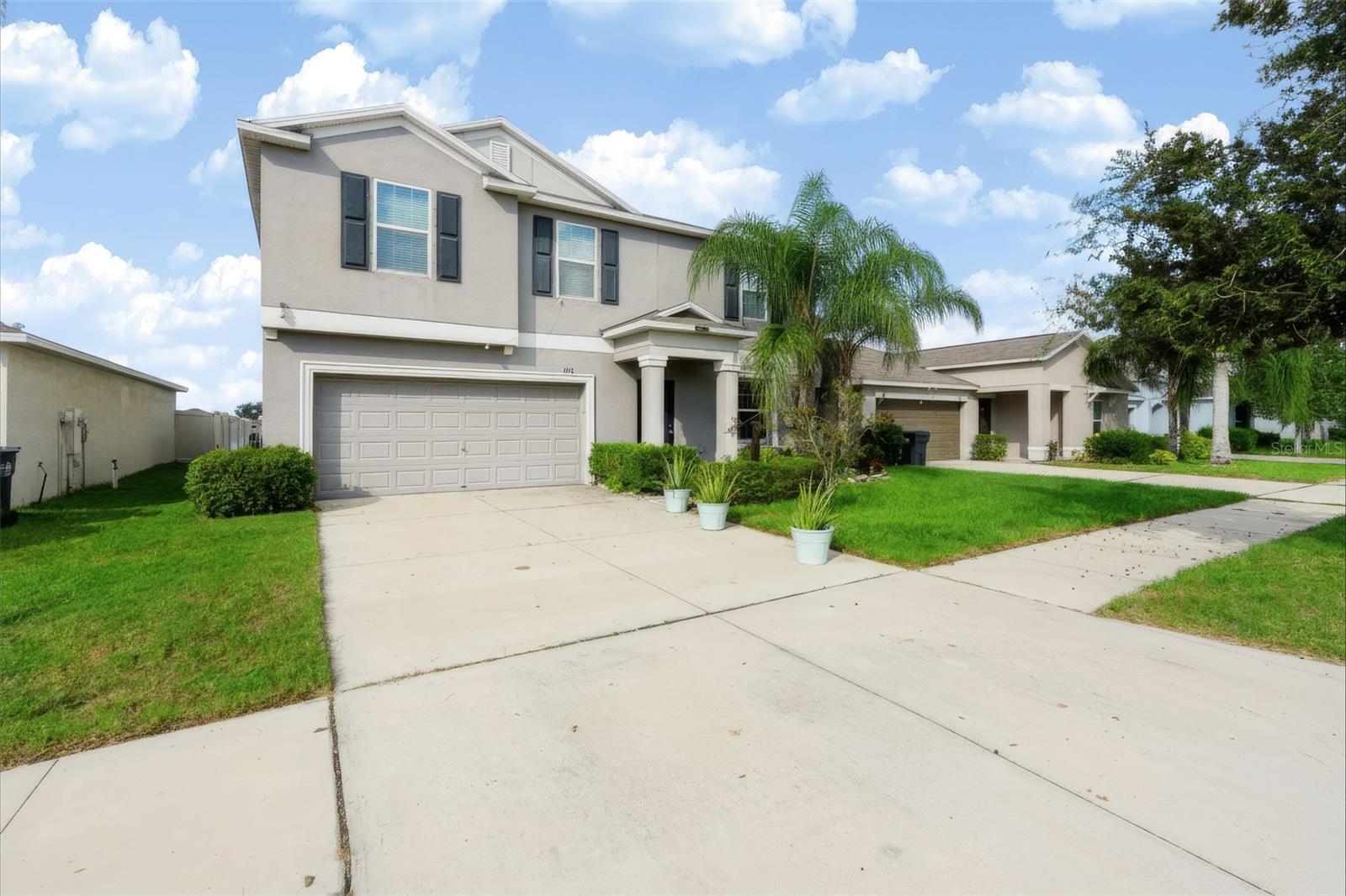 1711 BROAD WINGED HAWK DR Property Photo 1