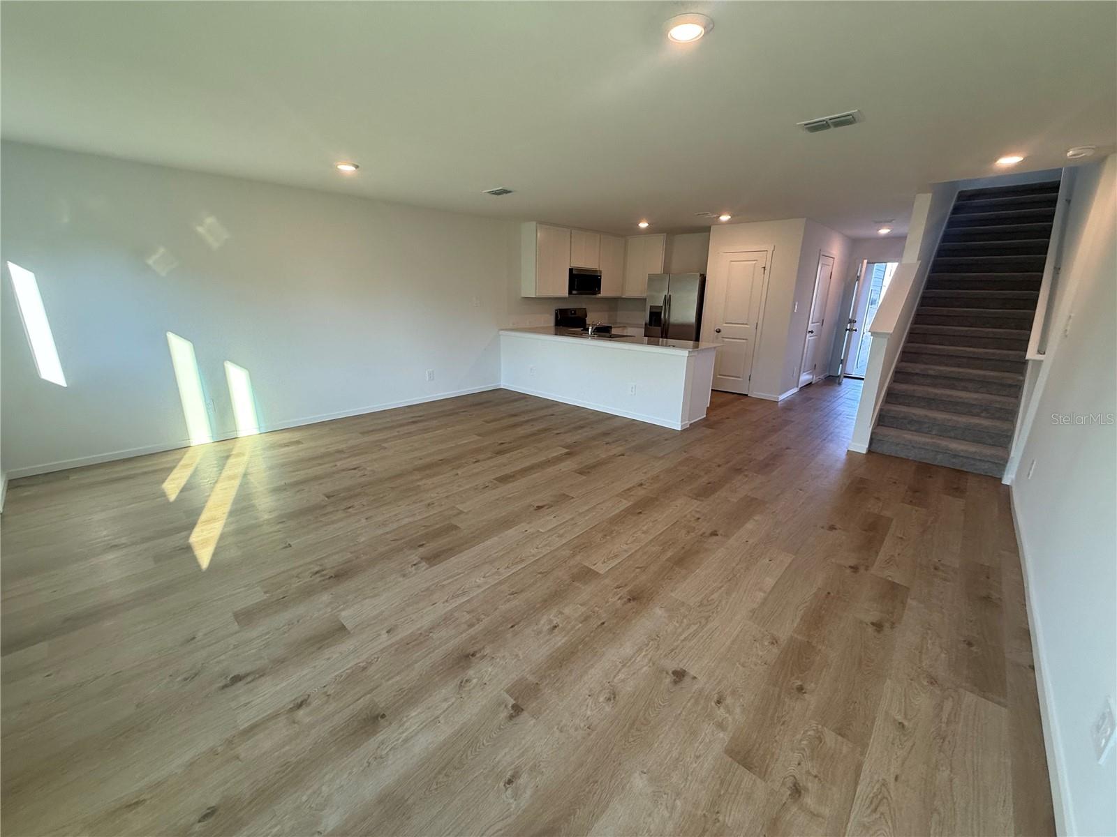 2476 Bevel Ln Property Photo 5