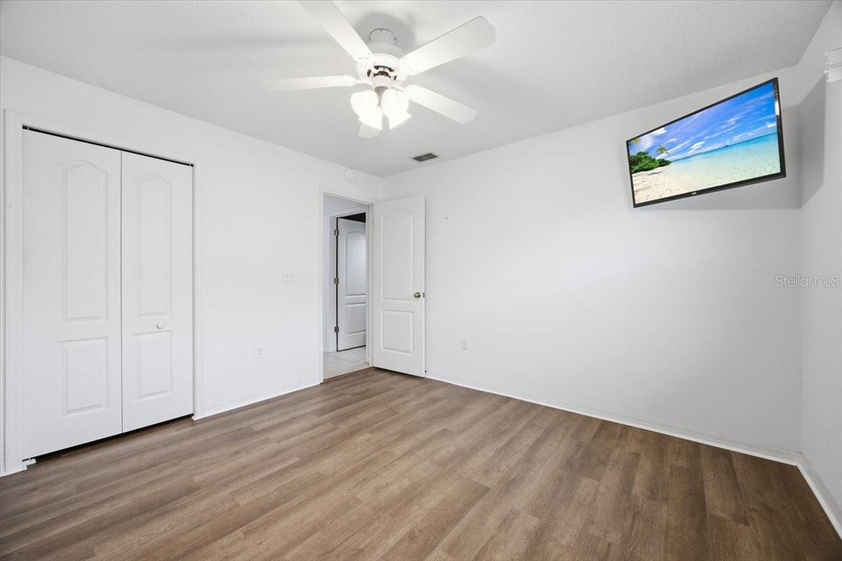 686 Paradise Pt Property Photo 15