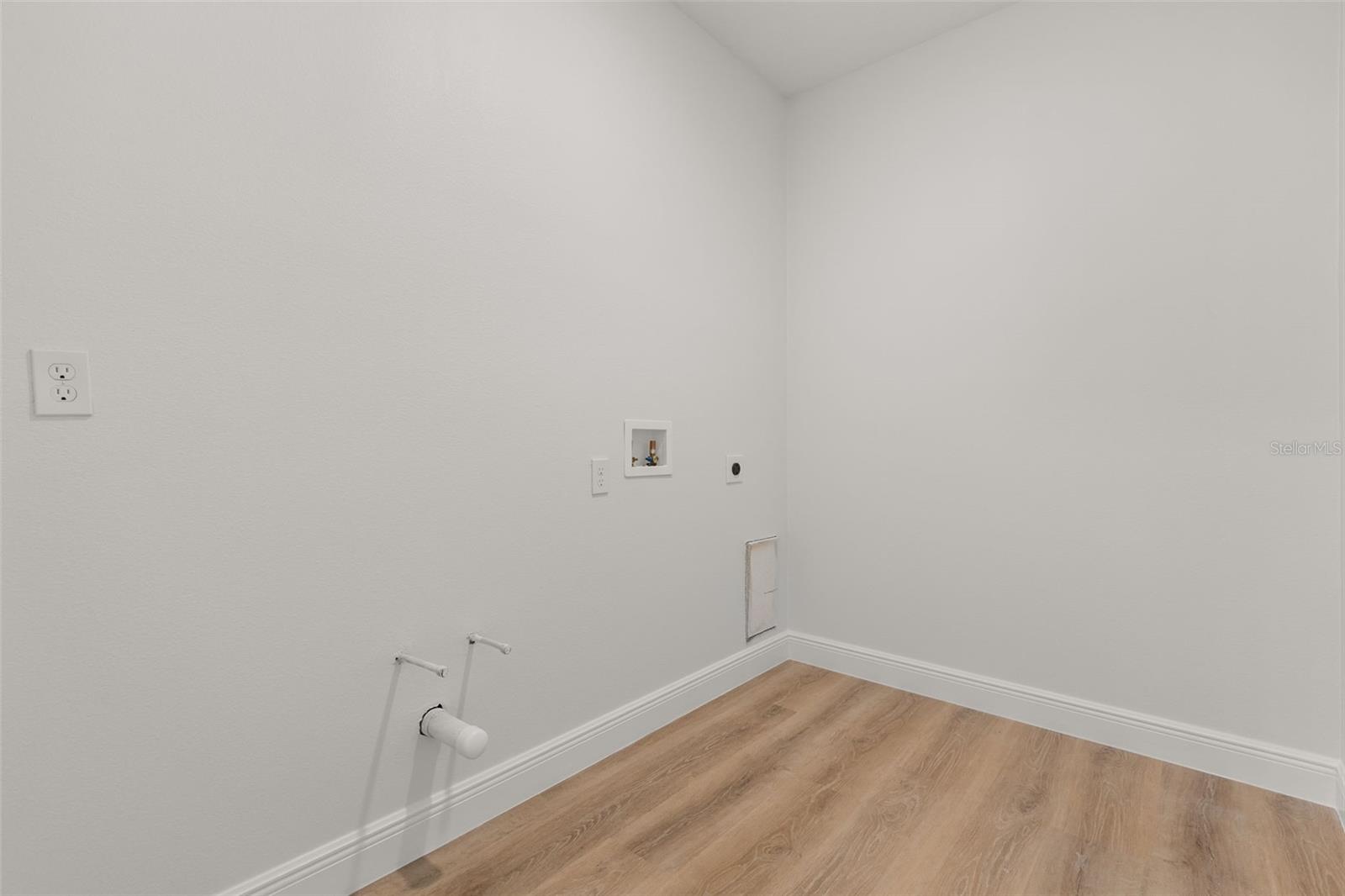 2315 Marlboro St Property Photo 27