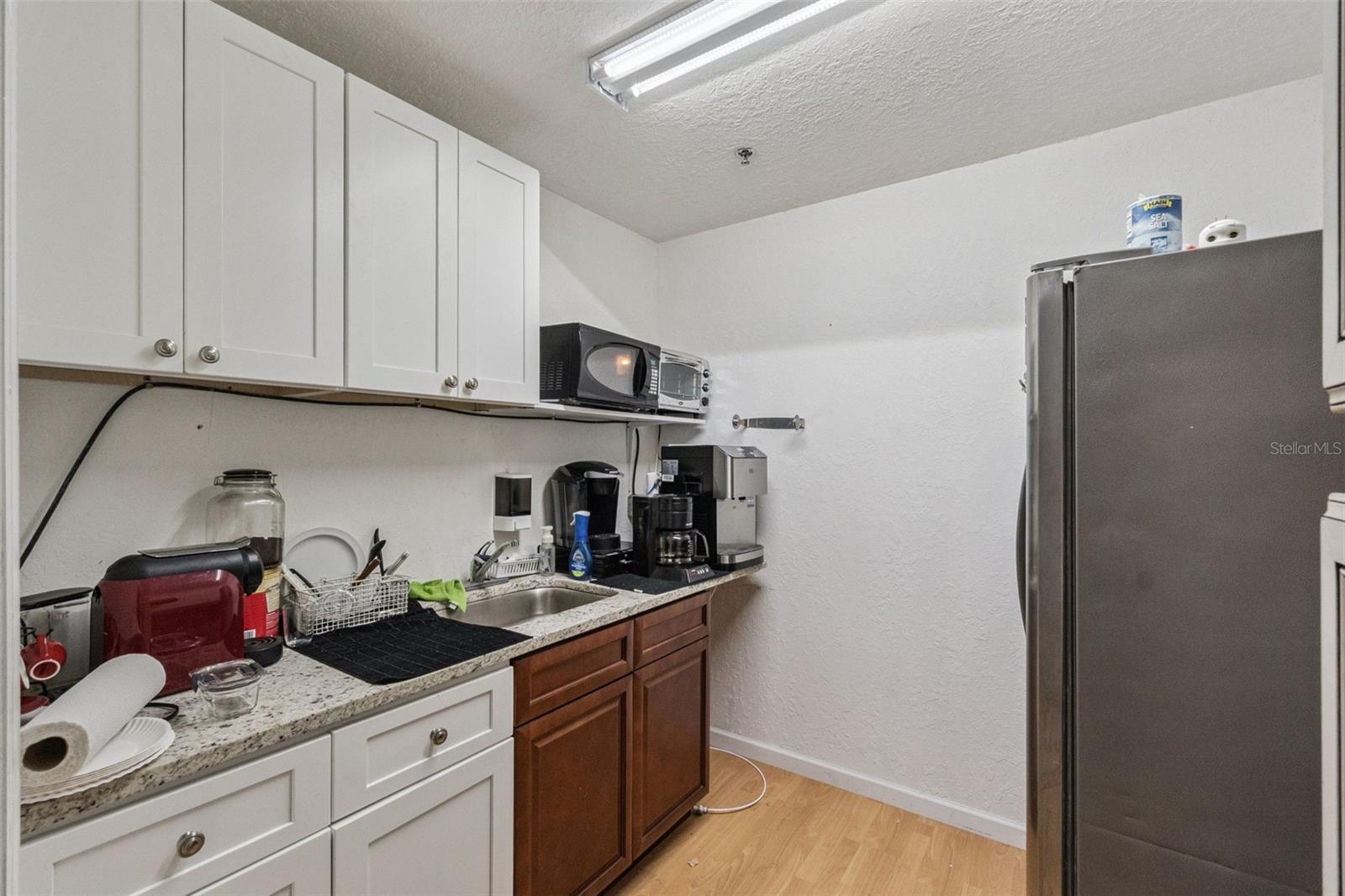 6881 Kingspointe Pkwy #6 Property Photo 10