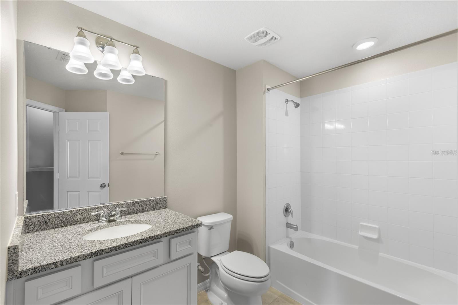 3653 Plainview Dr Property Photo 26