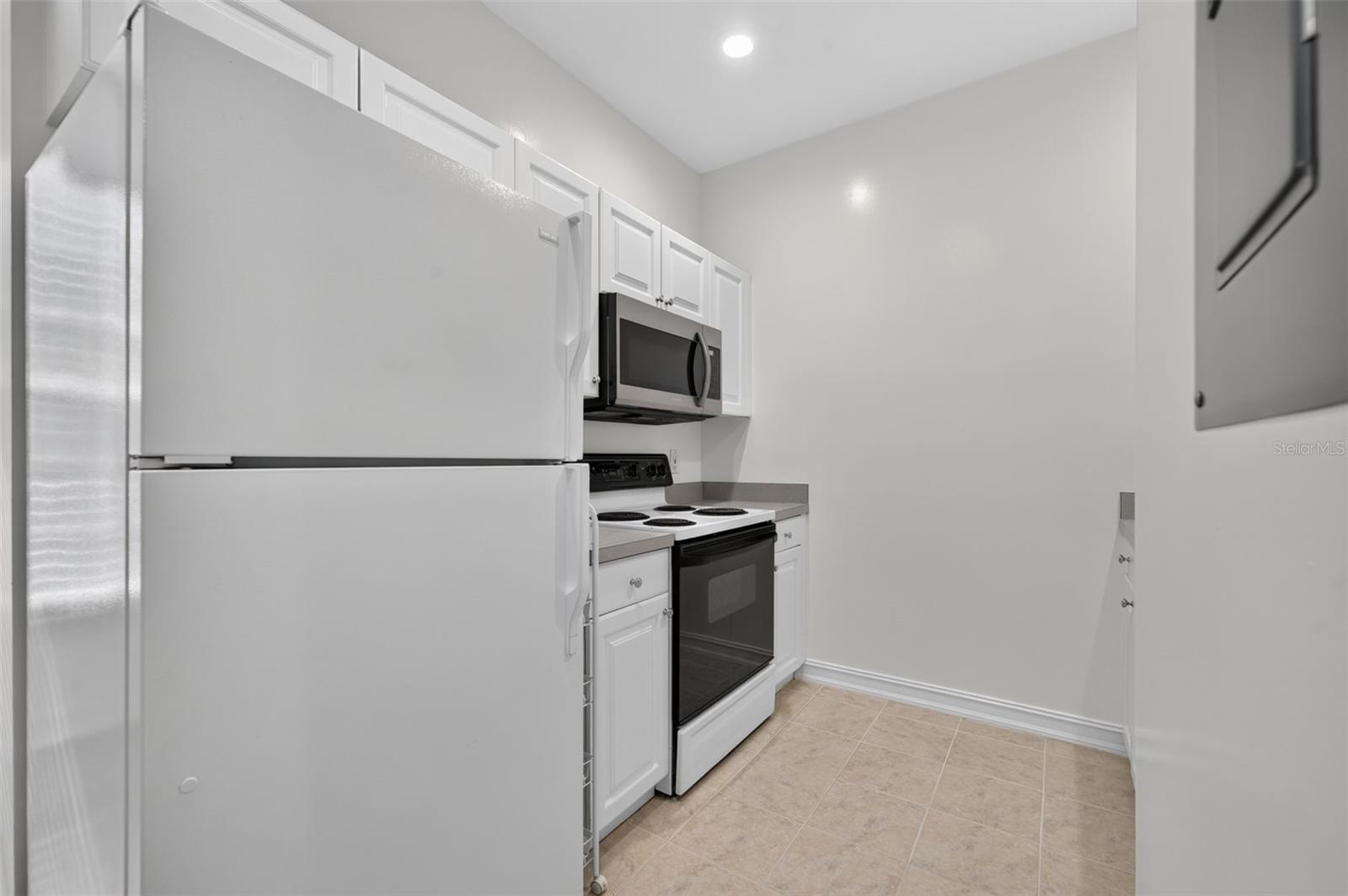 301 Celebration Blvd Property Photo 48