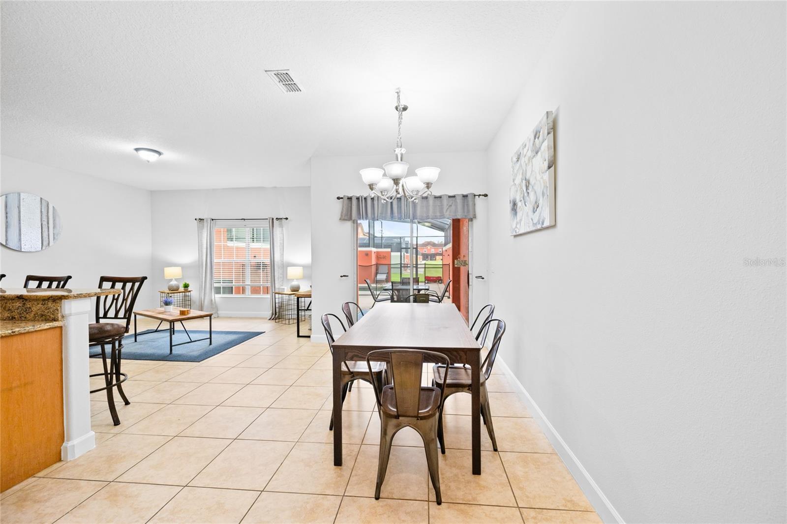3081 Beach Palm Ave Property Photo 14