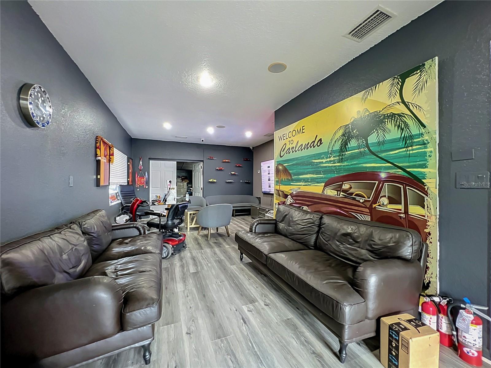 690 N Semoran Blvd Property Photo 6