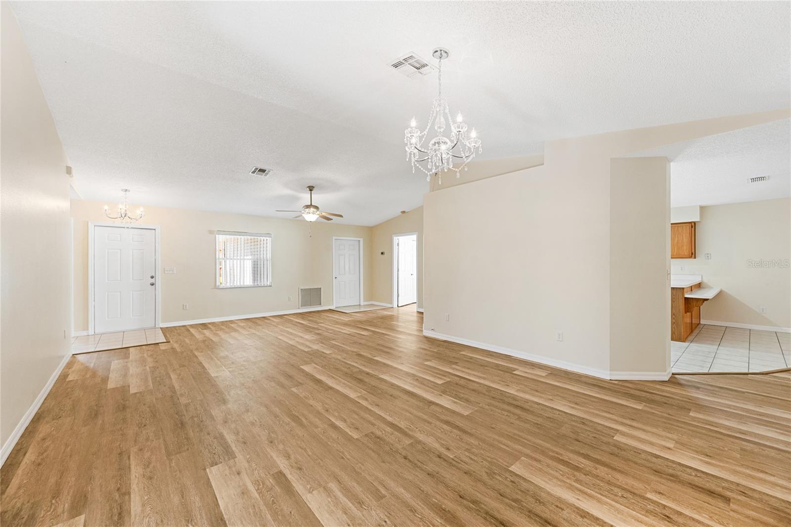32656 Oak Park Dr Property Photo 13