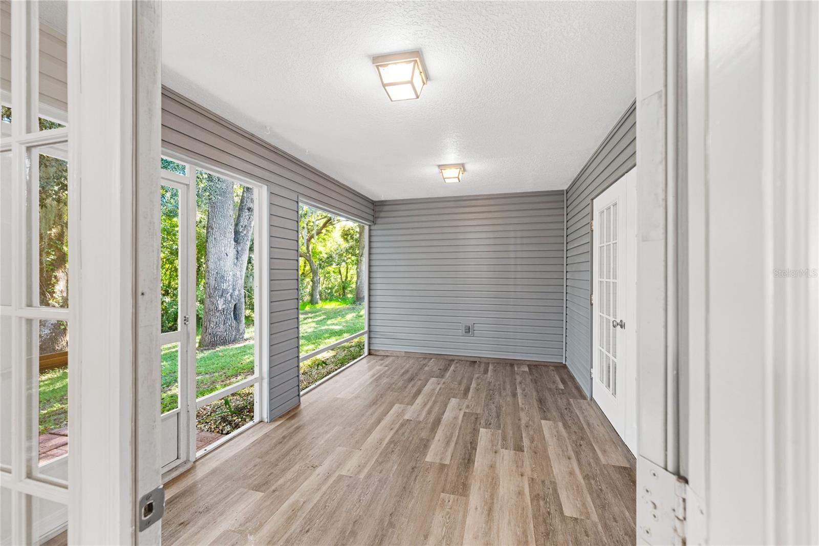 32656 Oak Park Dr Property Photo 17
