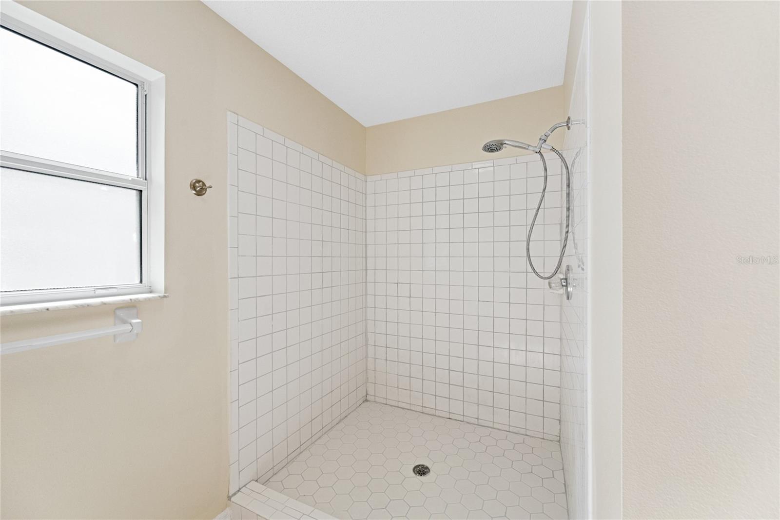 32656 Oak Park Dr Property Photo 34