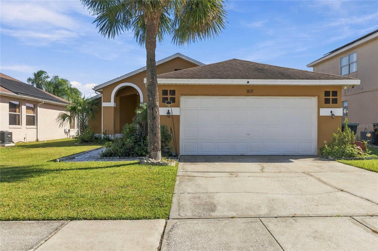 1611 BRIDGEVIEW CIR Property Photo 1