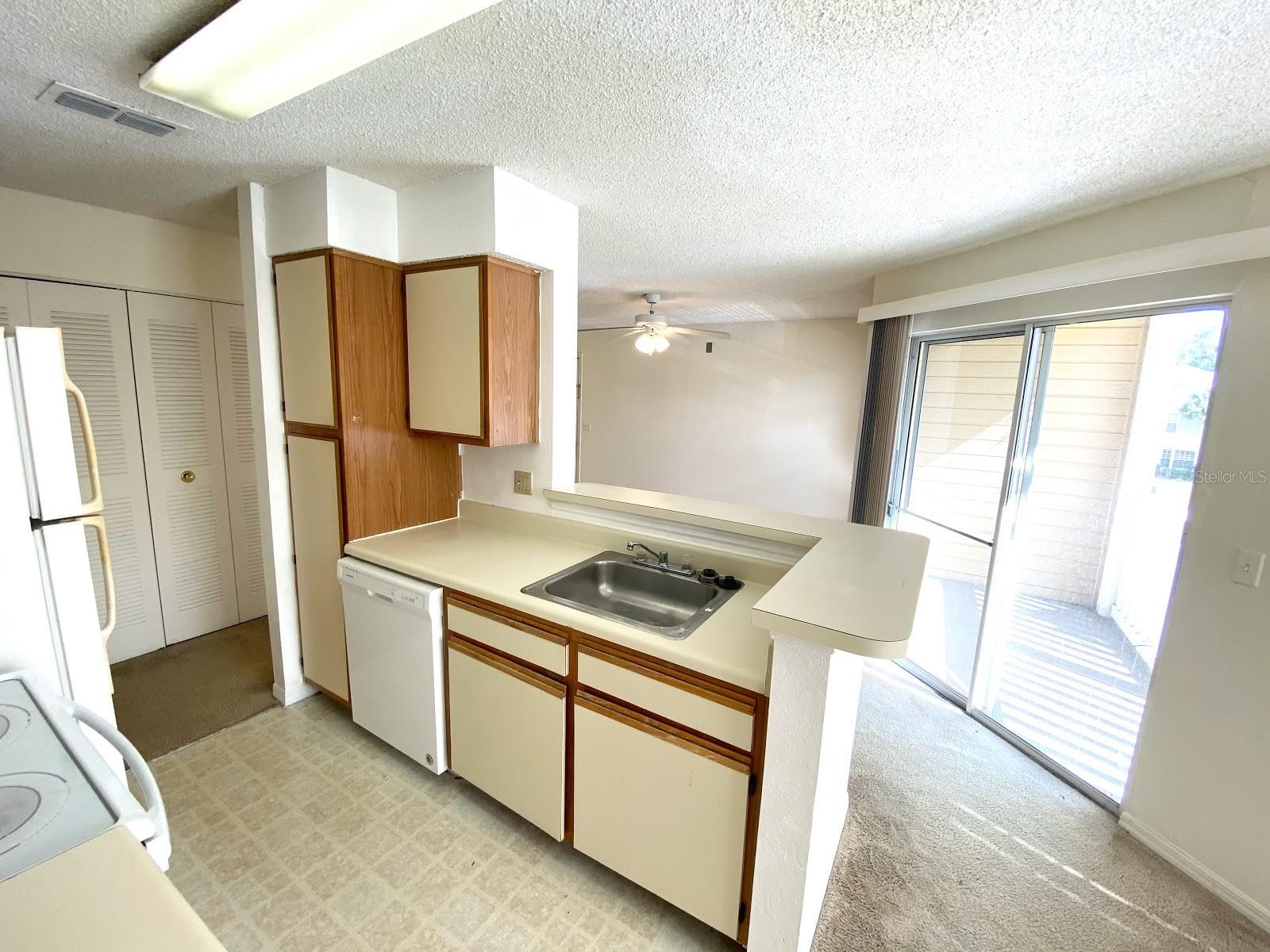 1083 S Hiawassee Rd #623 Property Photo 11