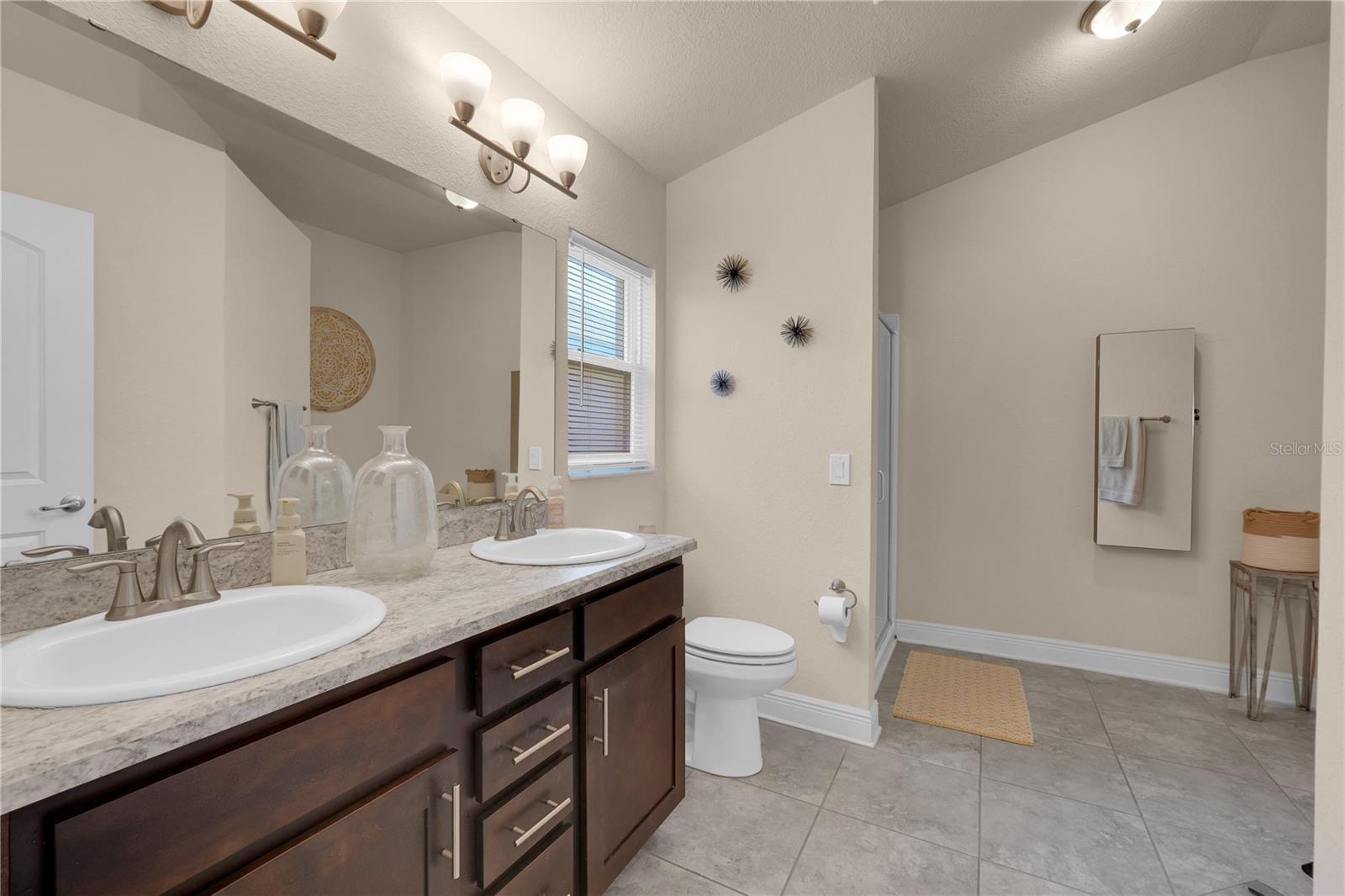491 Meadow Pointe Dr Property Photo 20
