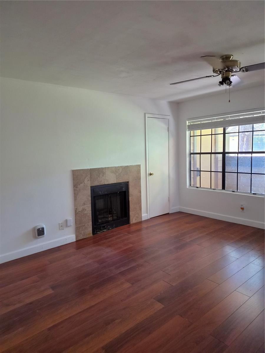 465 Forestway Cir #207 Property Photo 2