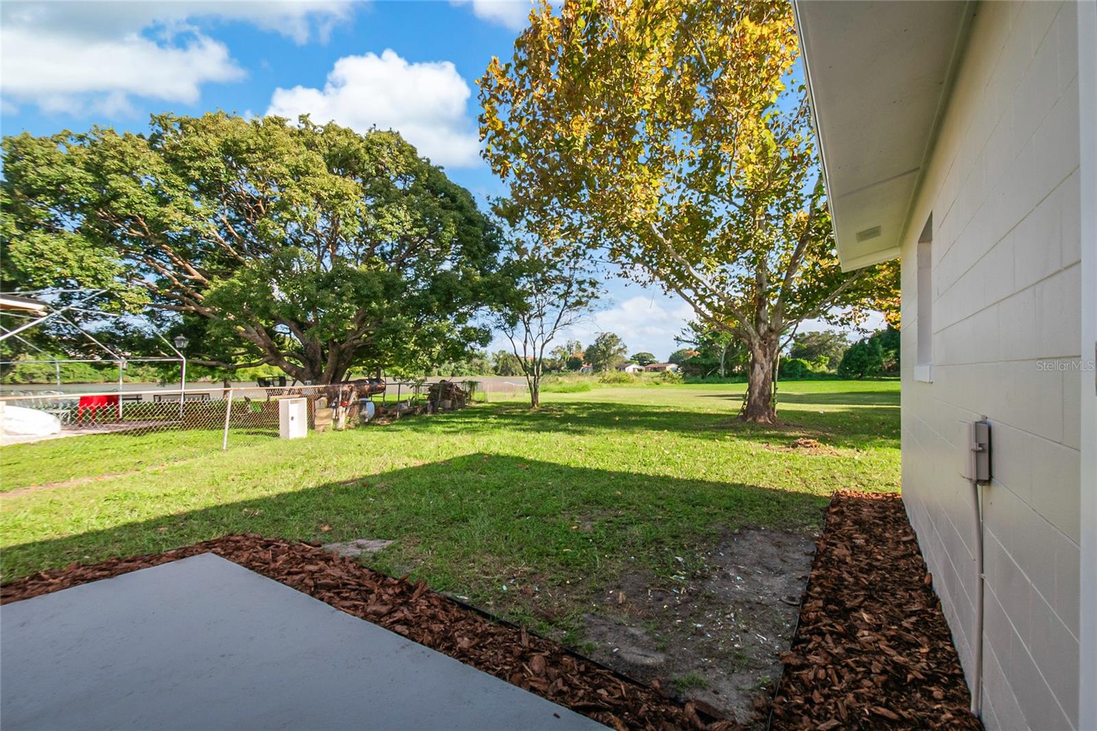 327 Amador Cir Property Photo 49