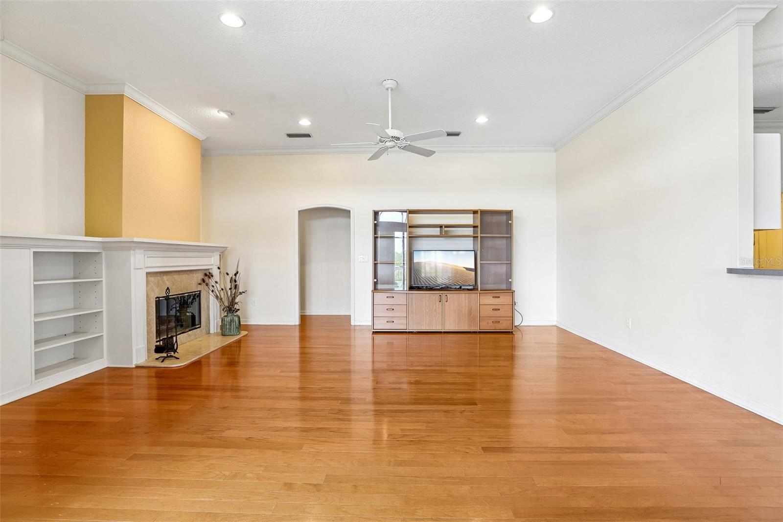7891 Bridgestone Dr Property Photo 24