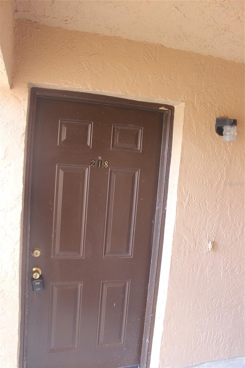 5231 Via Hacienda Cir #b218 Property Photo 3