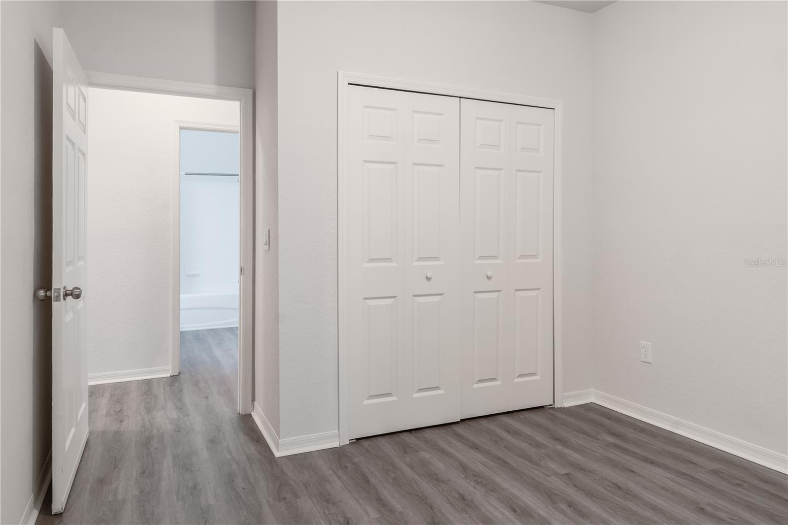 5953 Westgate Dr #1823 Property Photo 21