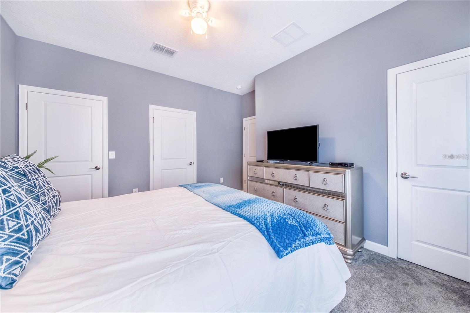 8977 Cabot Cliffs Dr Property Photo 5