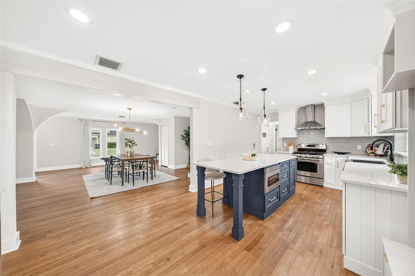 1615 Dormont Ln Property Photo 11