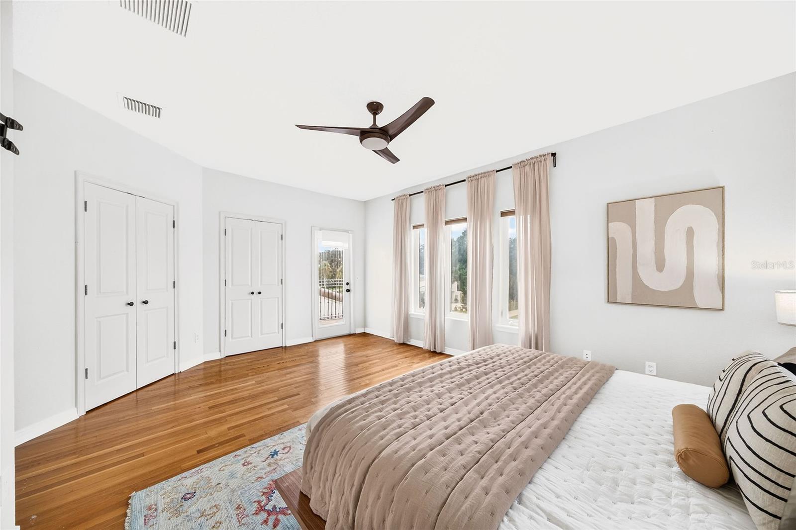 1615 Dormont Ln Property Photo 17