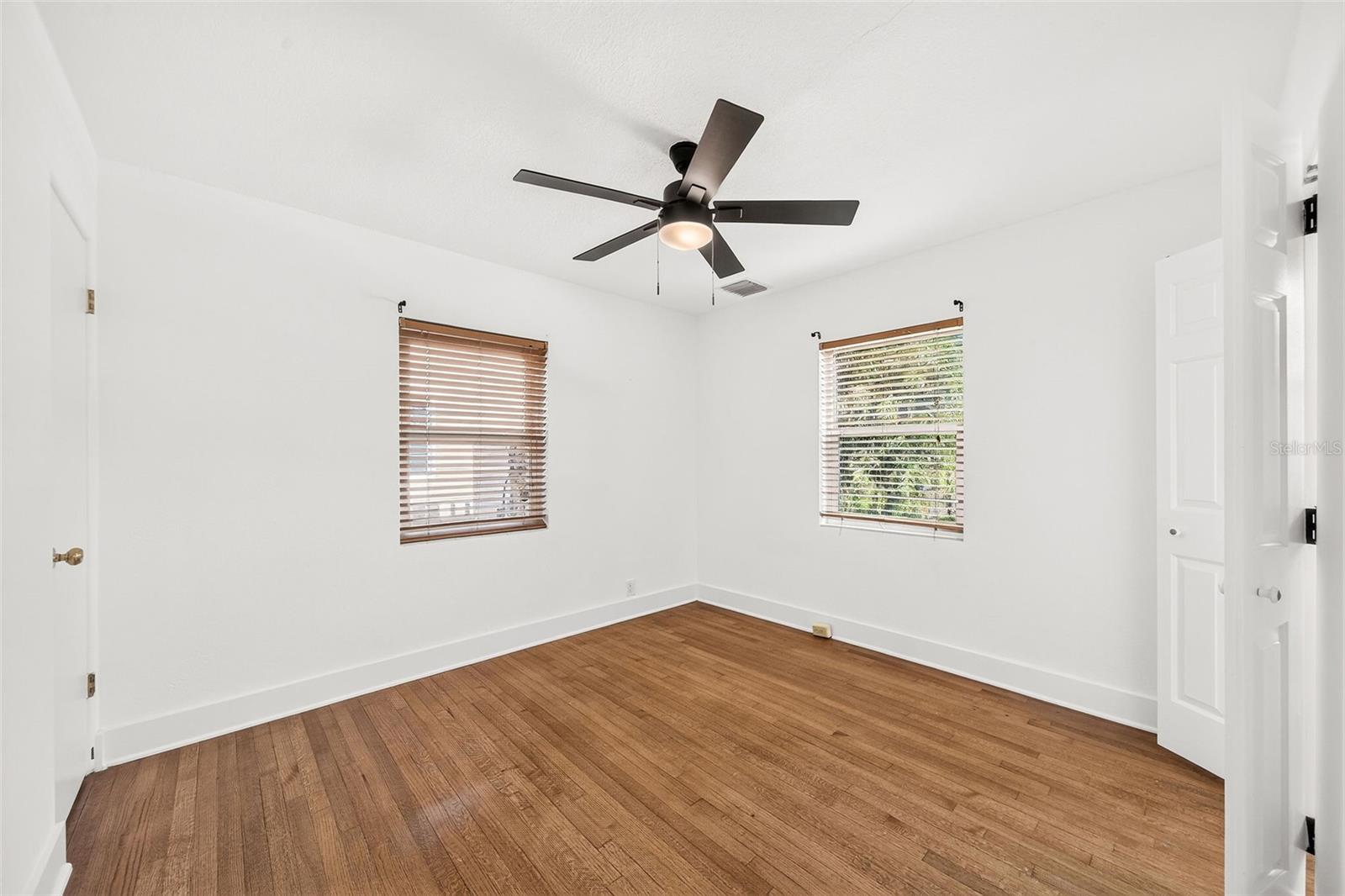 1615 Dormont Ln Property Photo 21