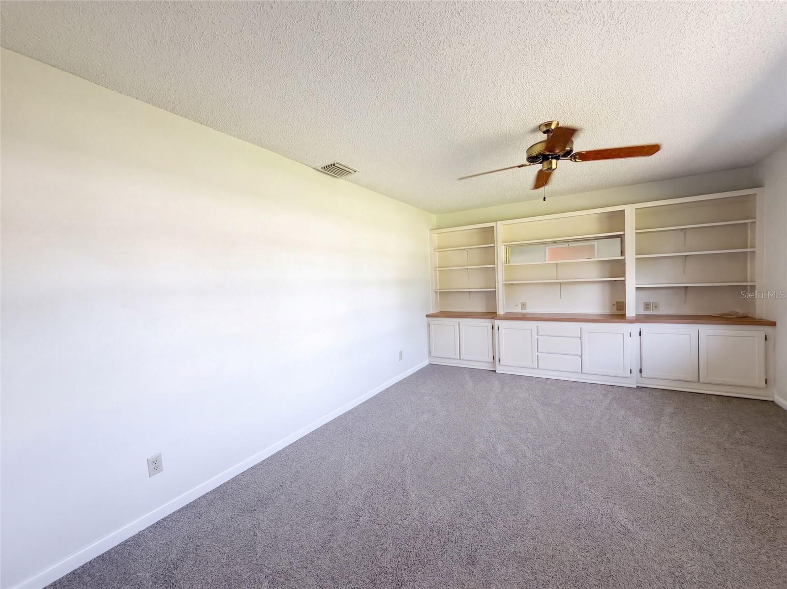 103 Ronele Dr Property Photo 4