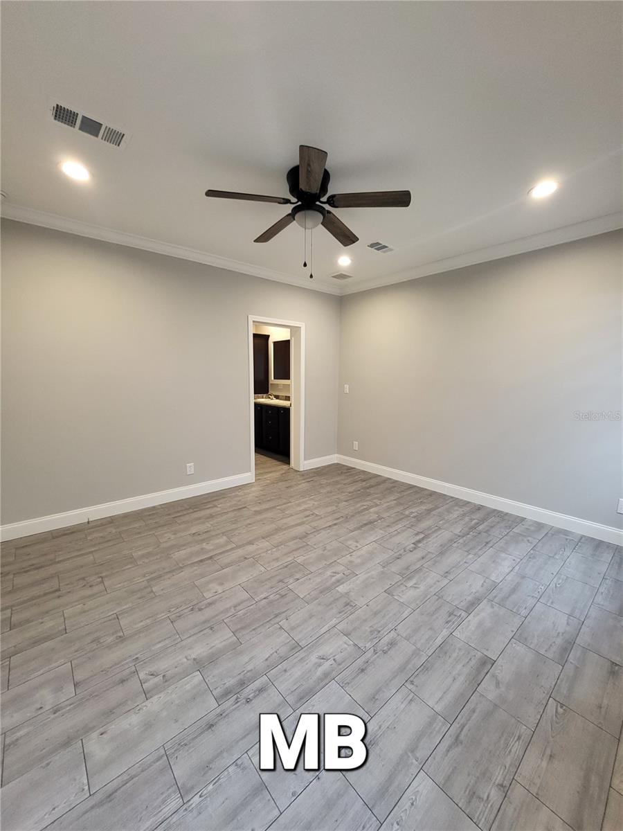 1028 Peach Ln Property Photo 18