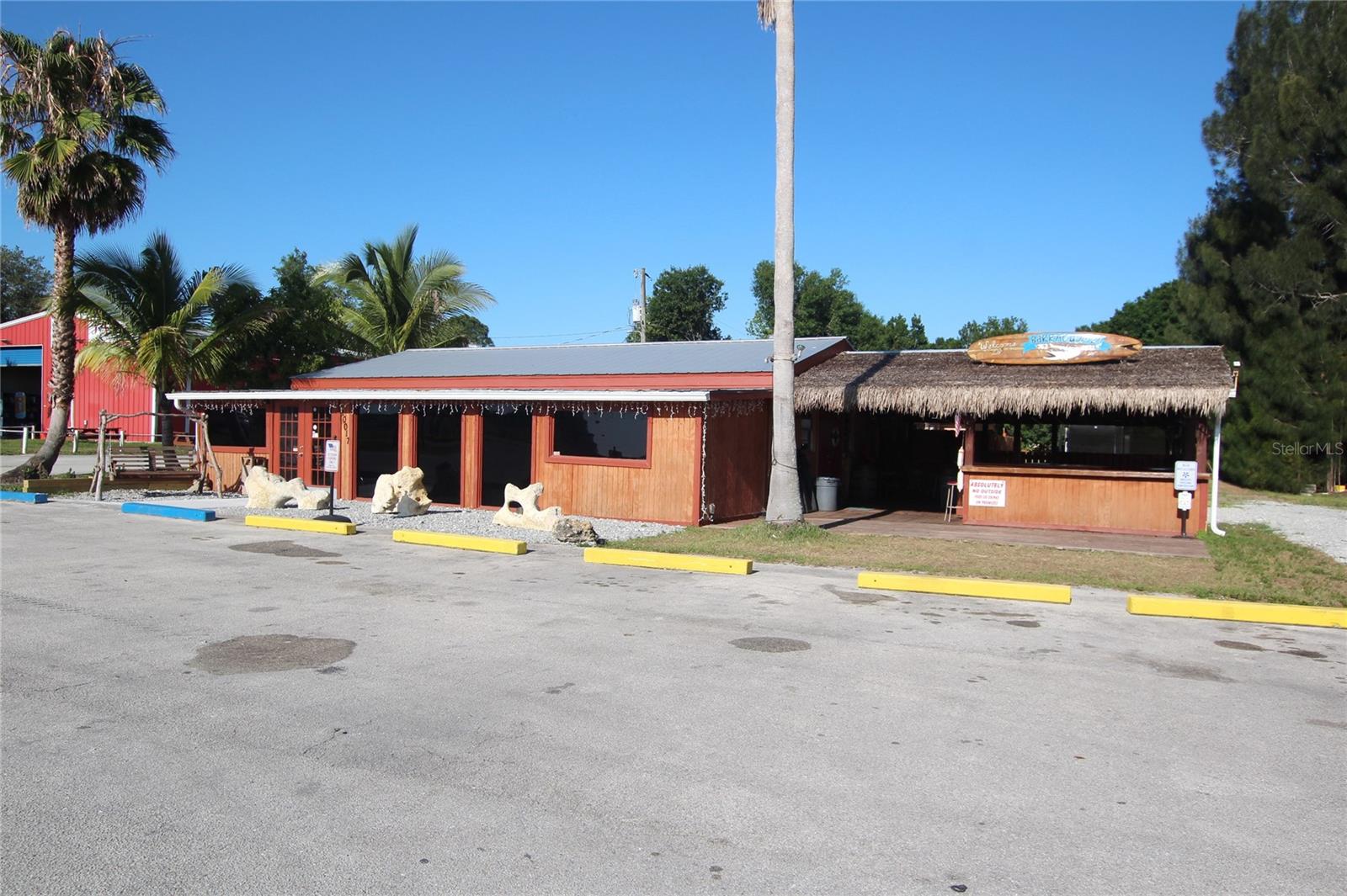 10017 Us Highway 441 N Property Photo 2