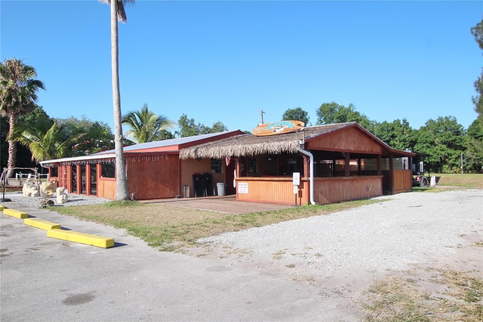 10017 Us Highway 441 N Property Photo 3