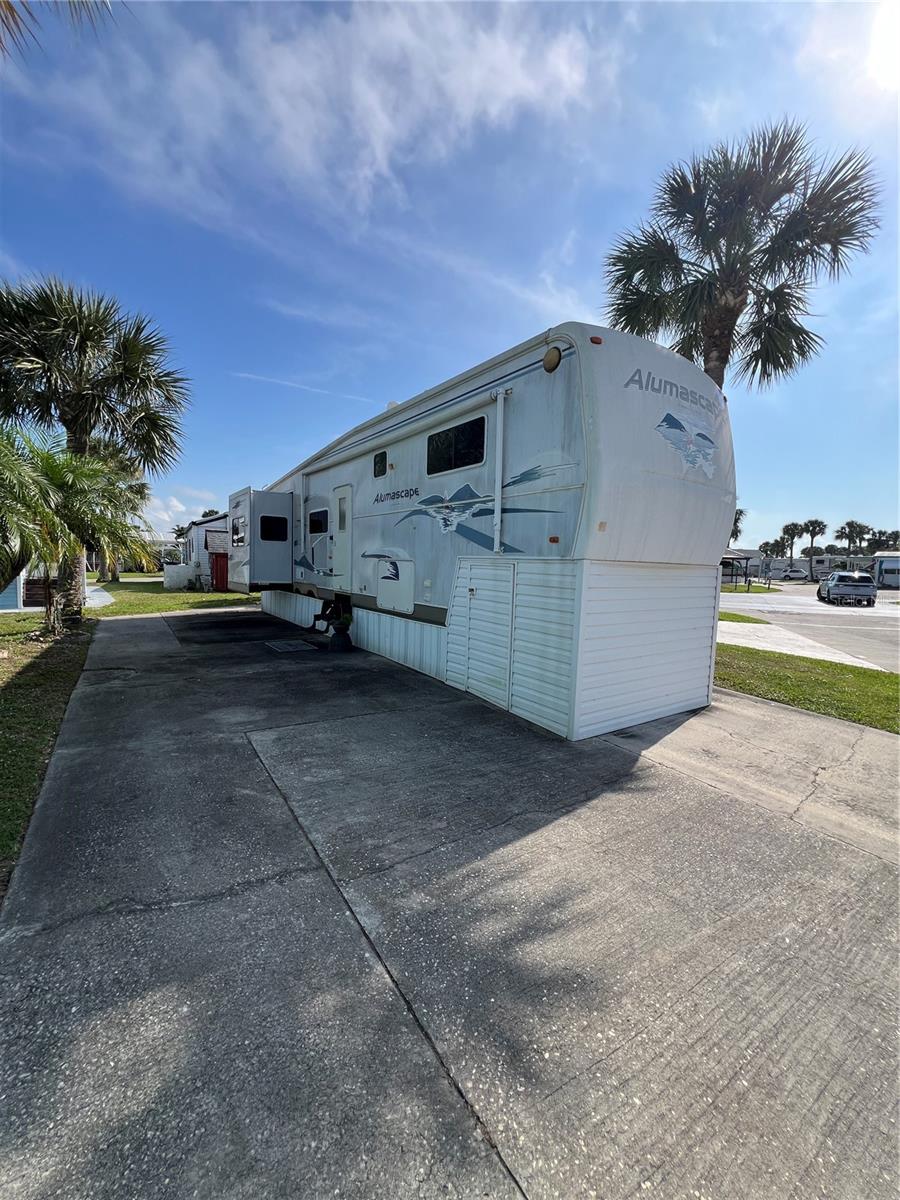 Ancient Oaks Rv Residence I Real Estate Listings Main Image