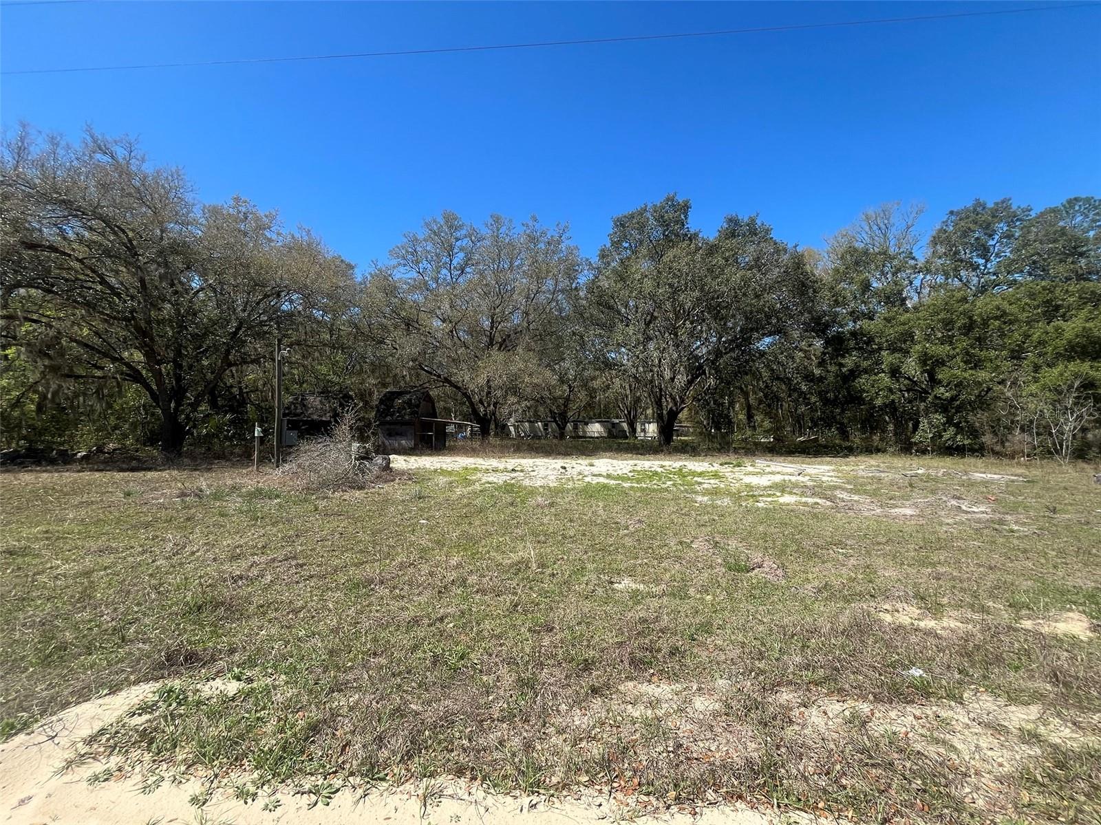611 Michael Ave Property Photo 4