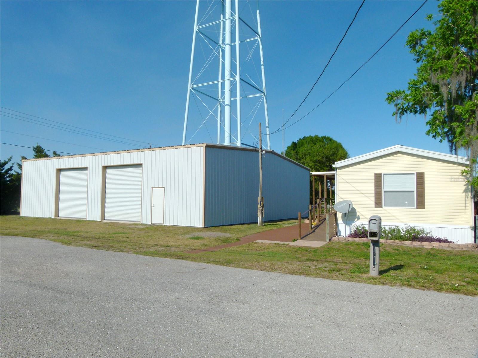 1017 1st St Property Photo