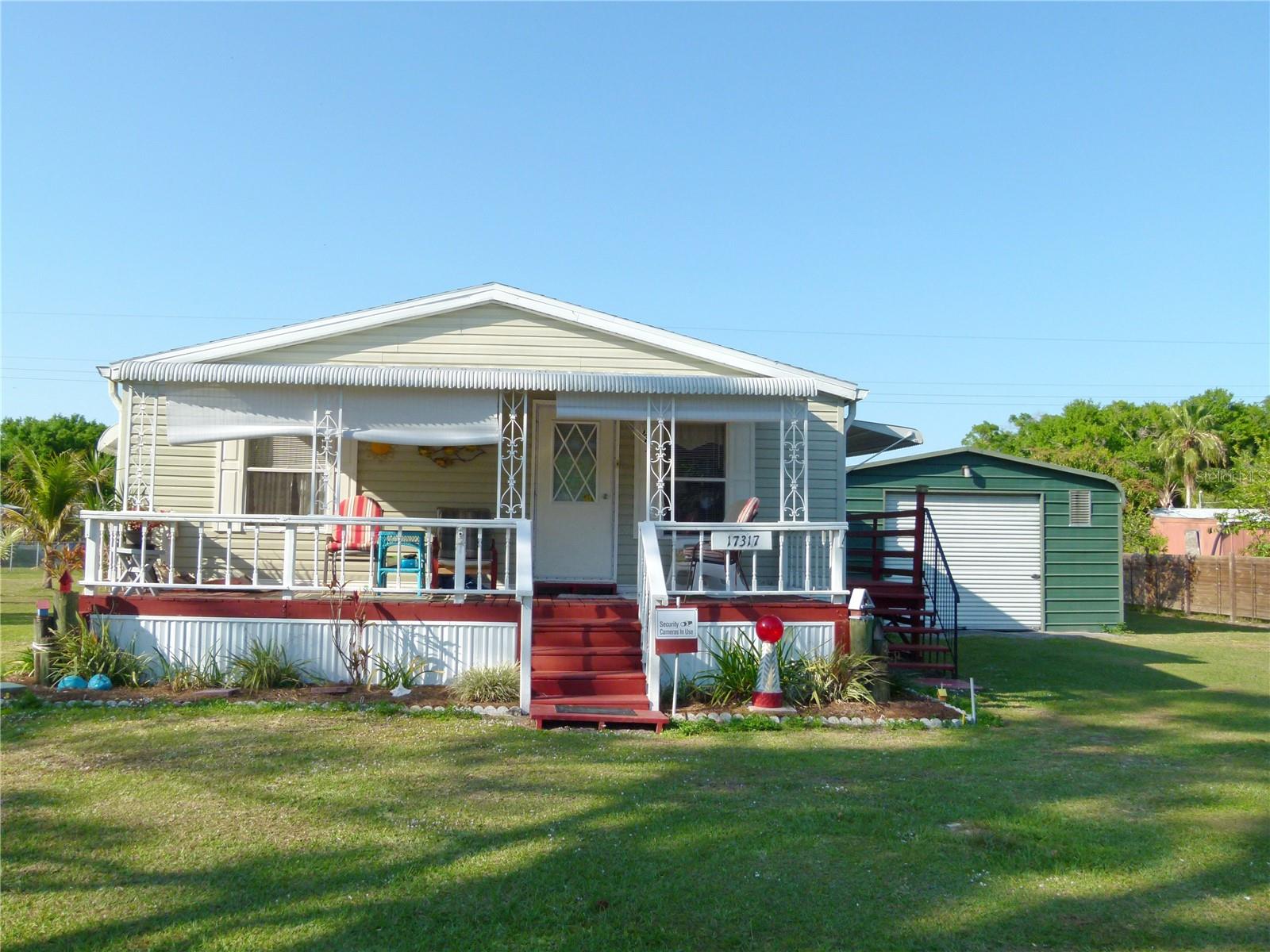17317 Broadland Ln Property Photo