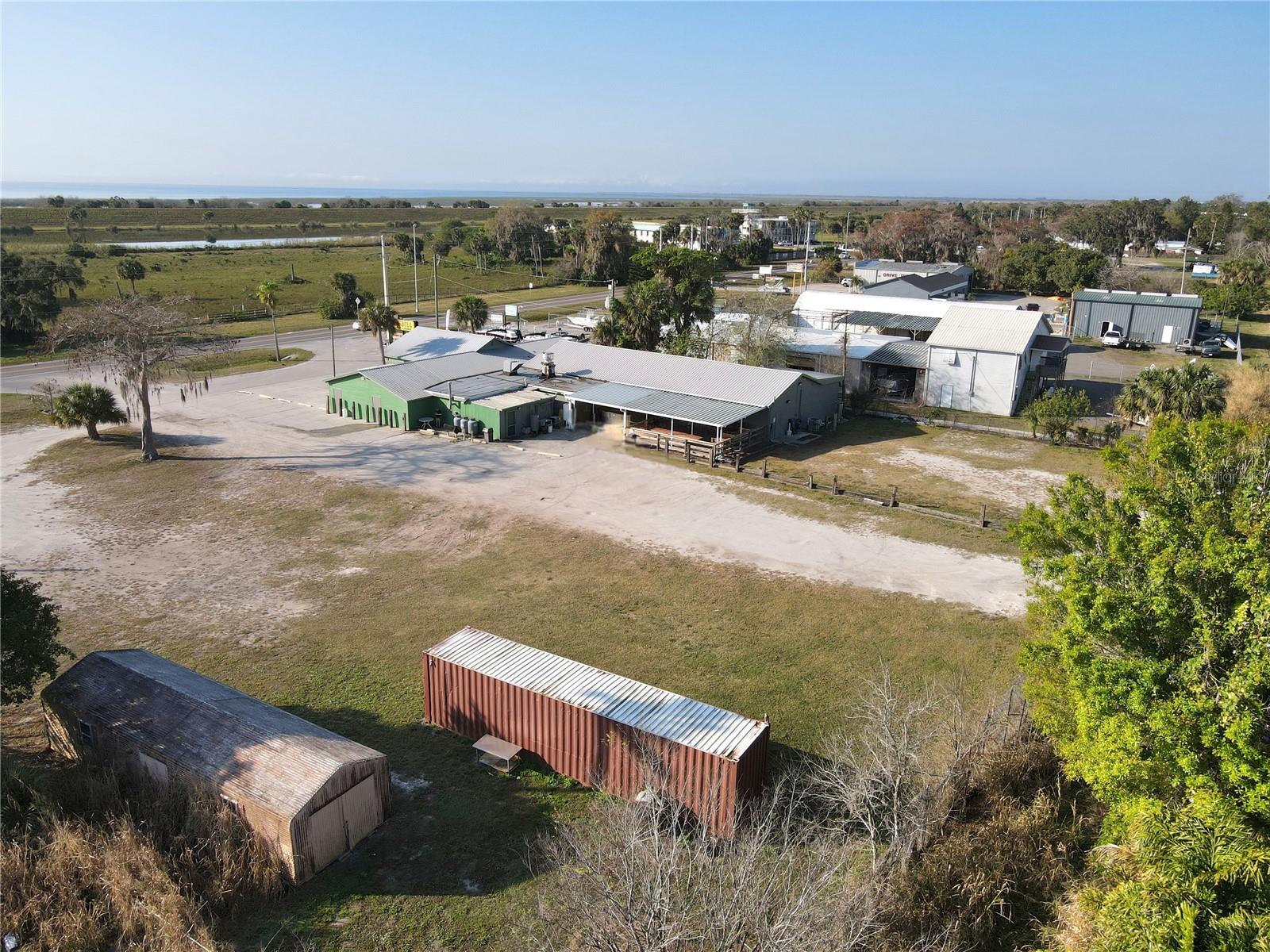 2405 Us Highway 441 Se Property Photo 30