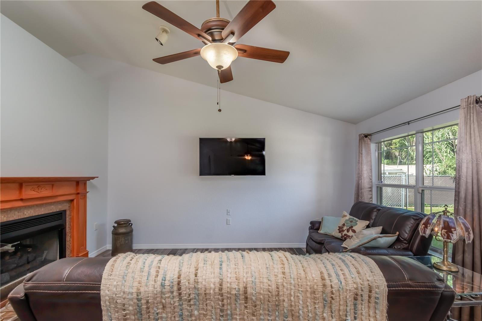 236 Mastadon Dr Property Photo 46