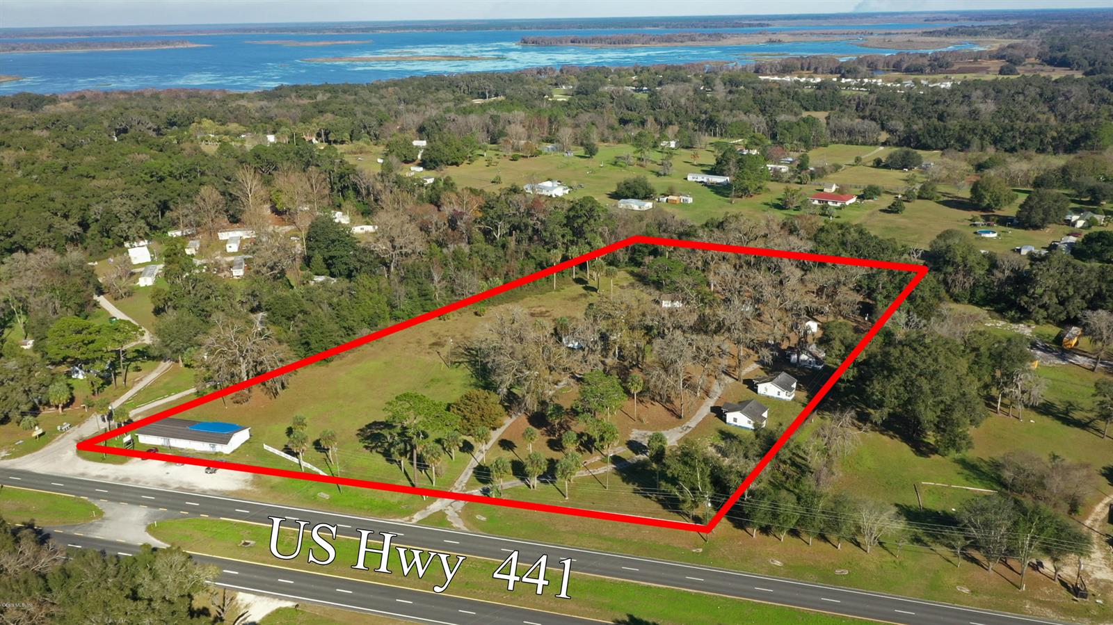 18585 N Highway 441 Property Photo 1