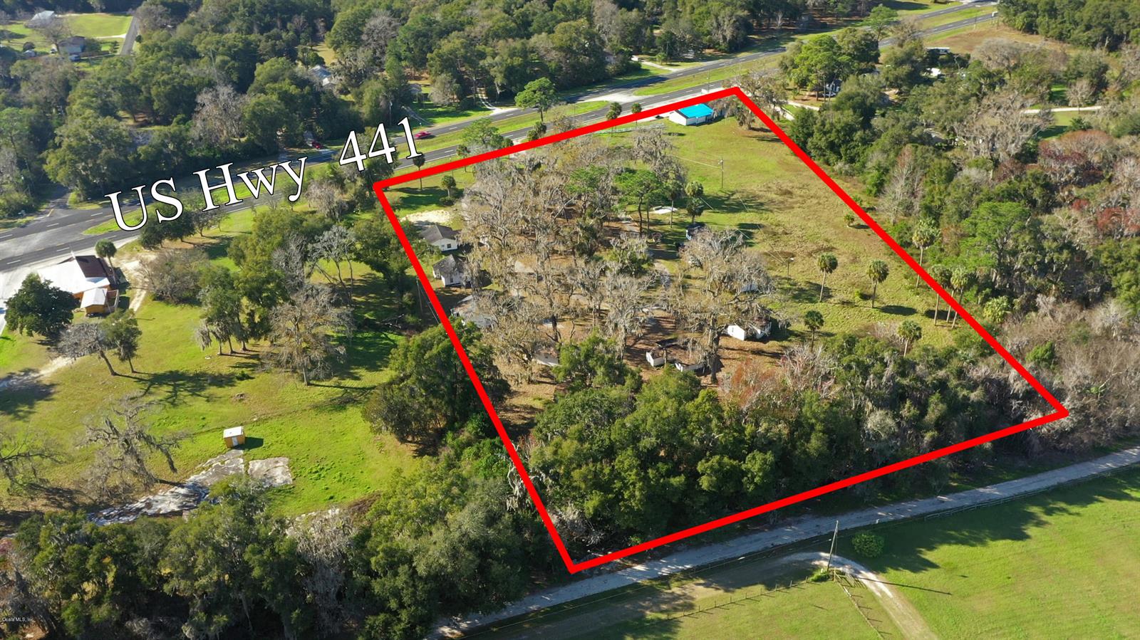 18585 N Highway 441 Property Photo 2