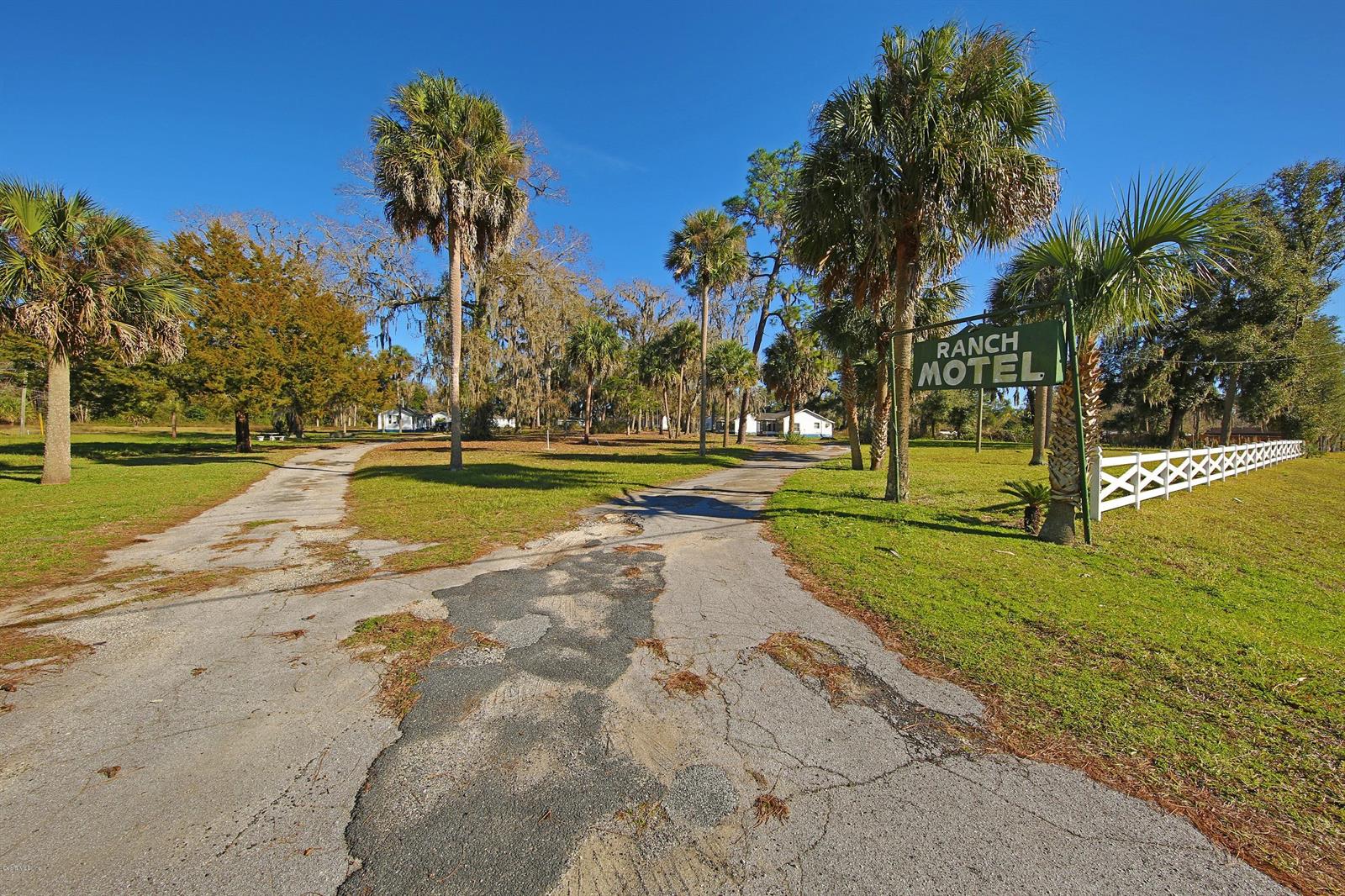 18585 N Highway 441 Property Photo 8