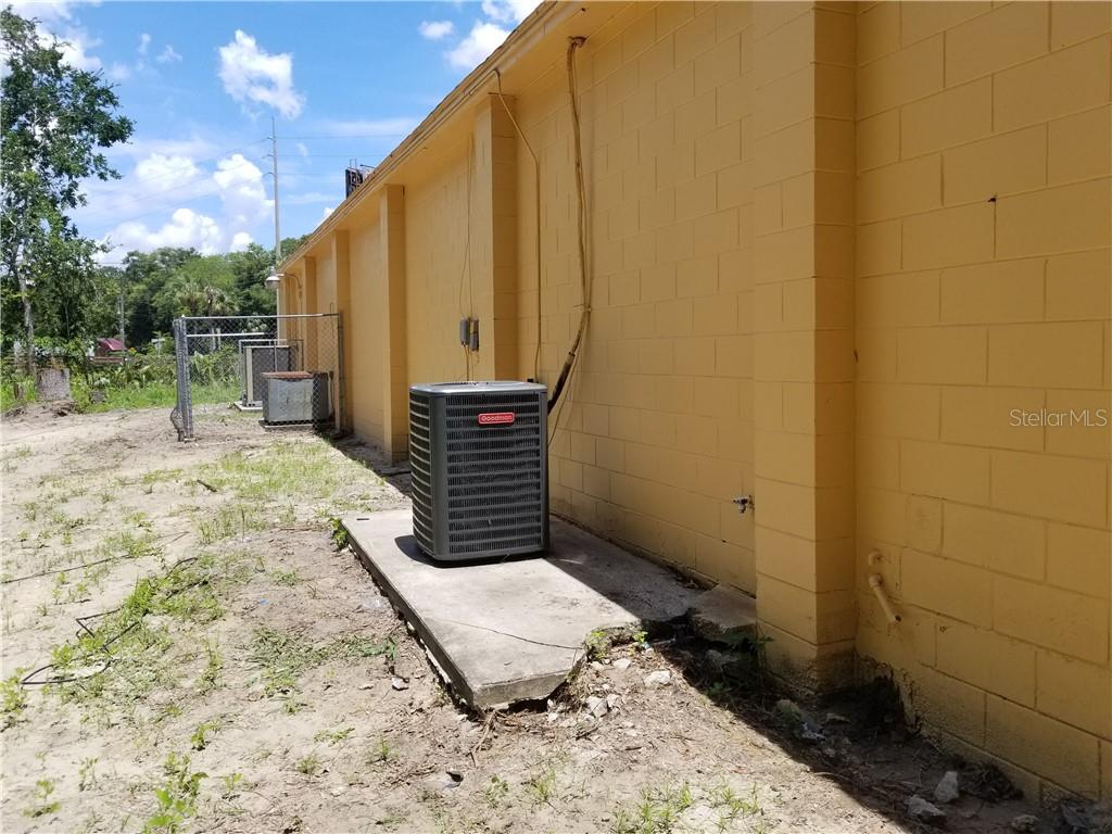 3520 W Highway 326 Hwy Property Photo 4