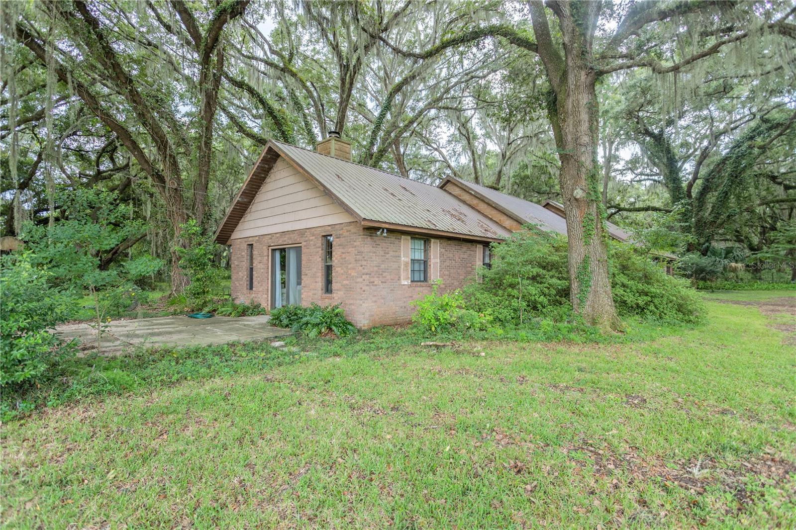 18001 Se Hawthorne Rd Property Photo 7