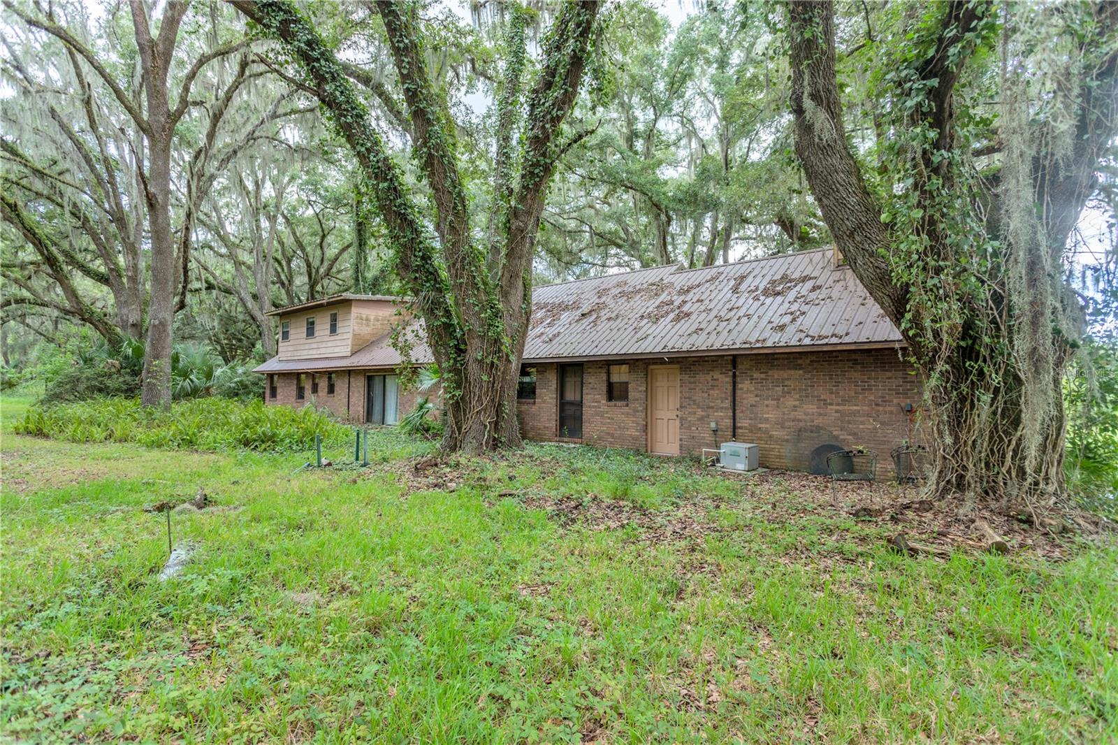 18001 Se Hawthorne Rd Property Photo 9