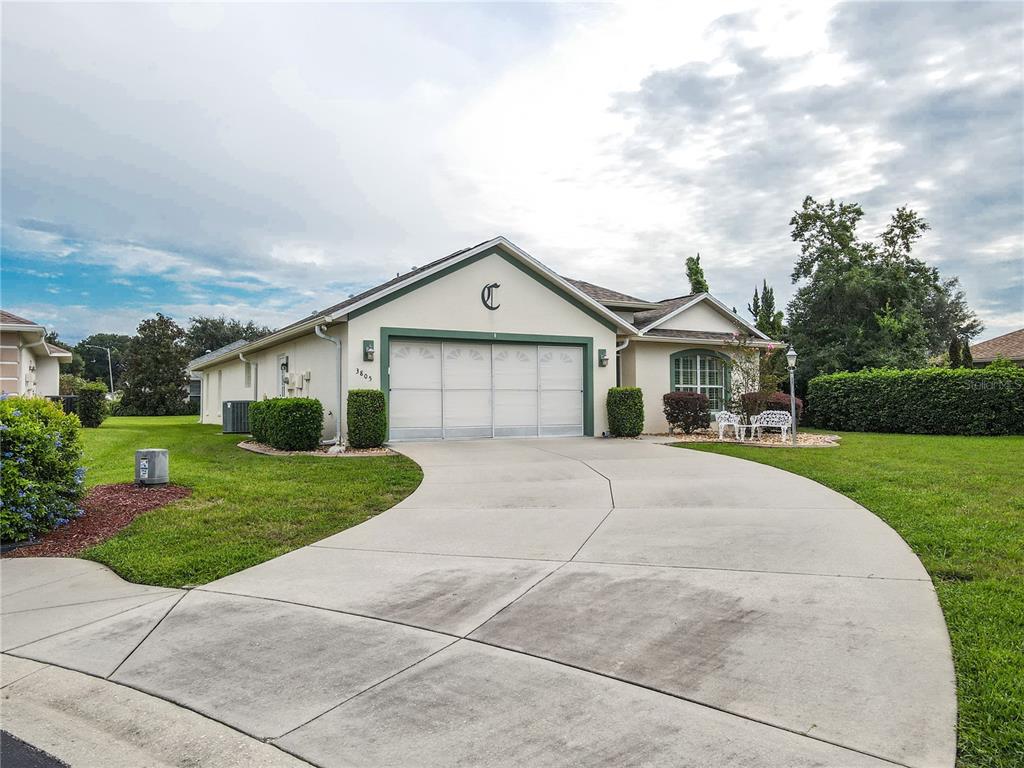 3805 E Kiwi Cove Court Property Photo 3