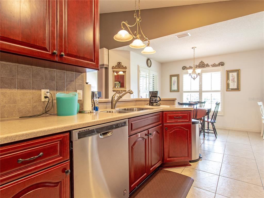 3805 E Kiwi Cove Court Property Photo 33