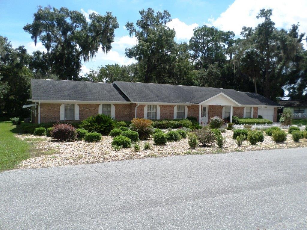 11731 Camp Dr Property Photo 2