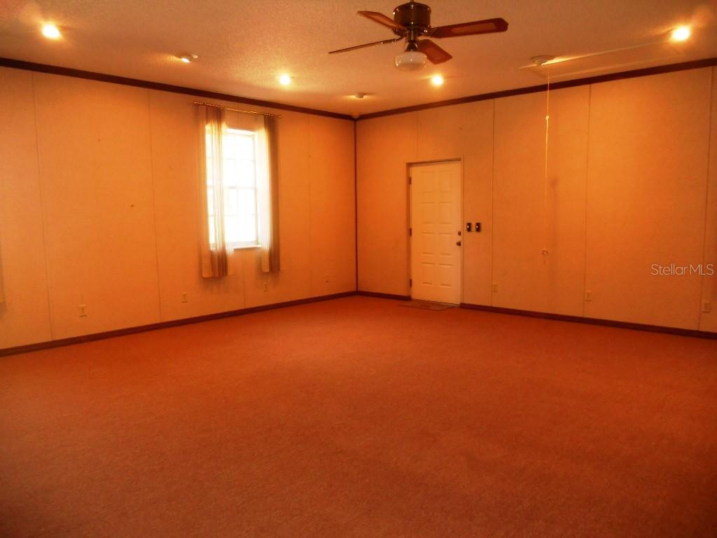 11731 Camp Dr Property Photo 43