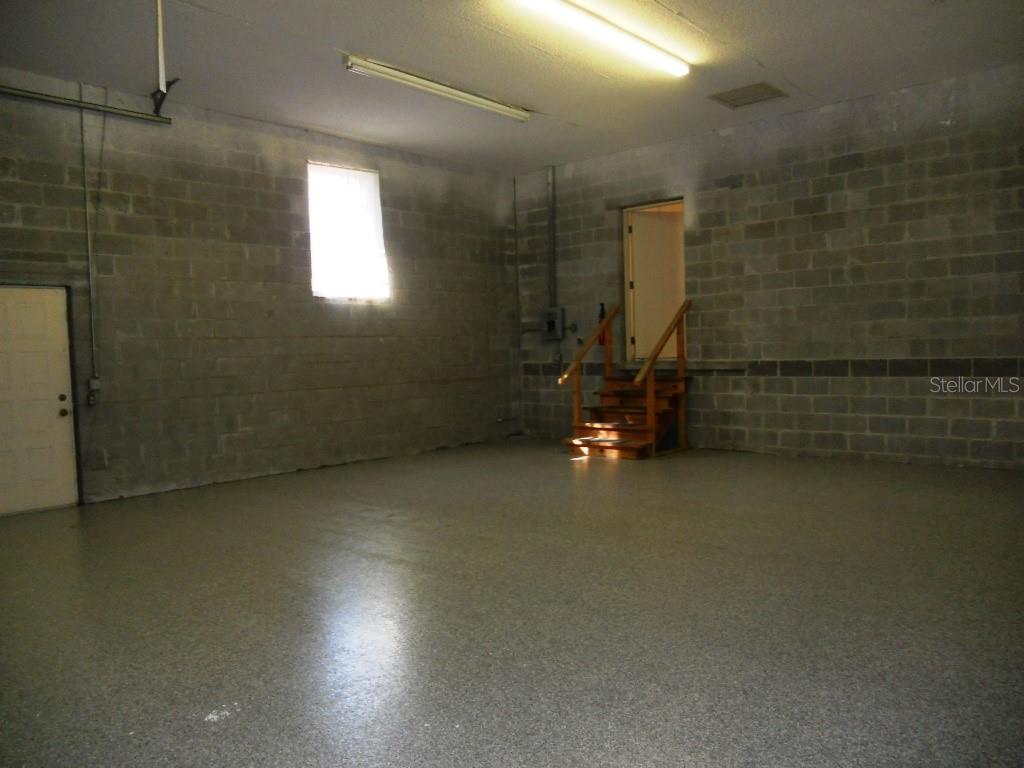 11731 Camp Dr Property Photo 45