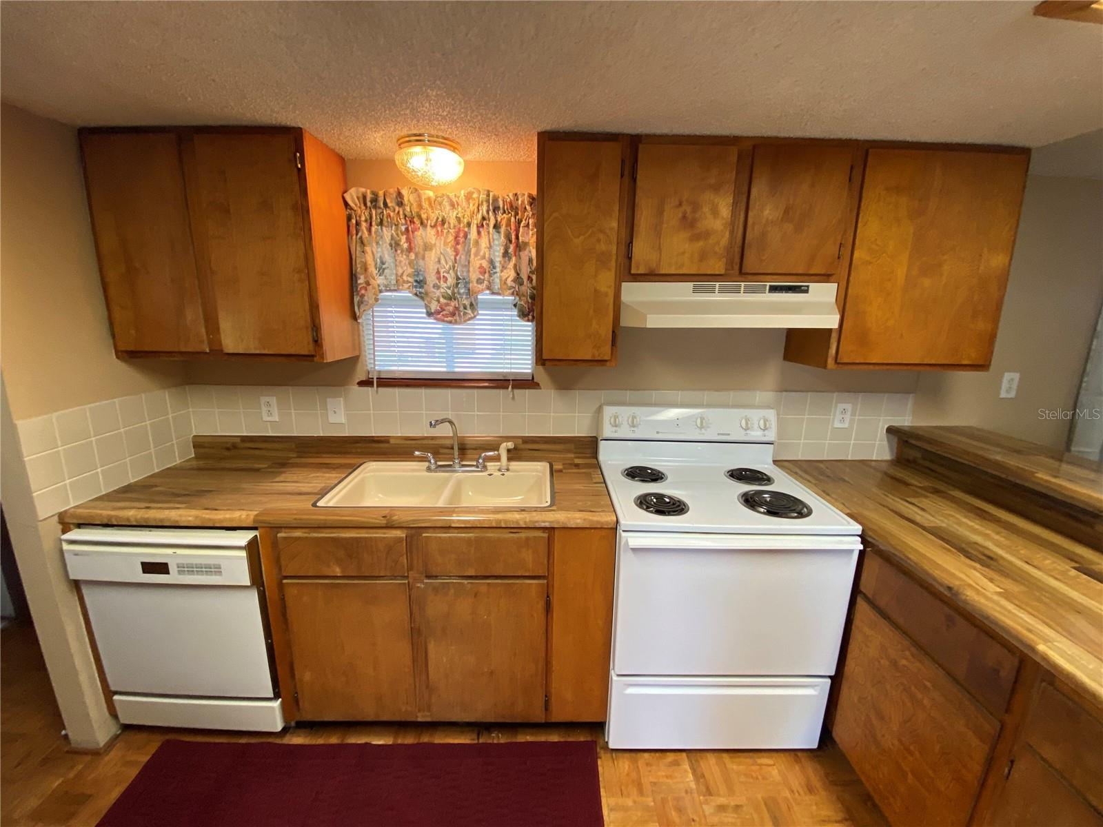 7765 Sw 10th Street Property Photo 57