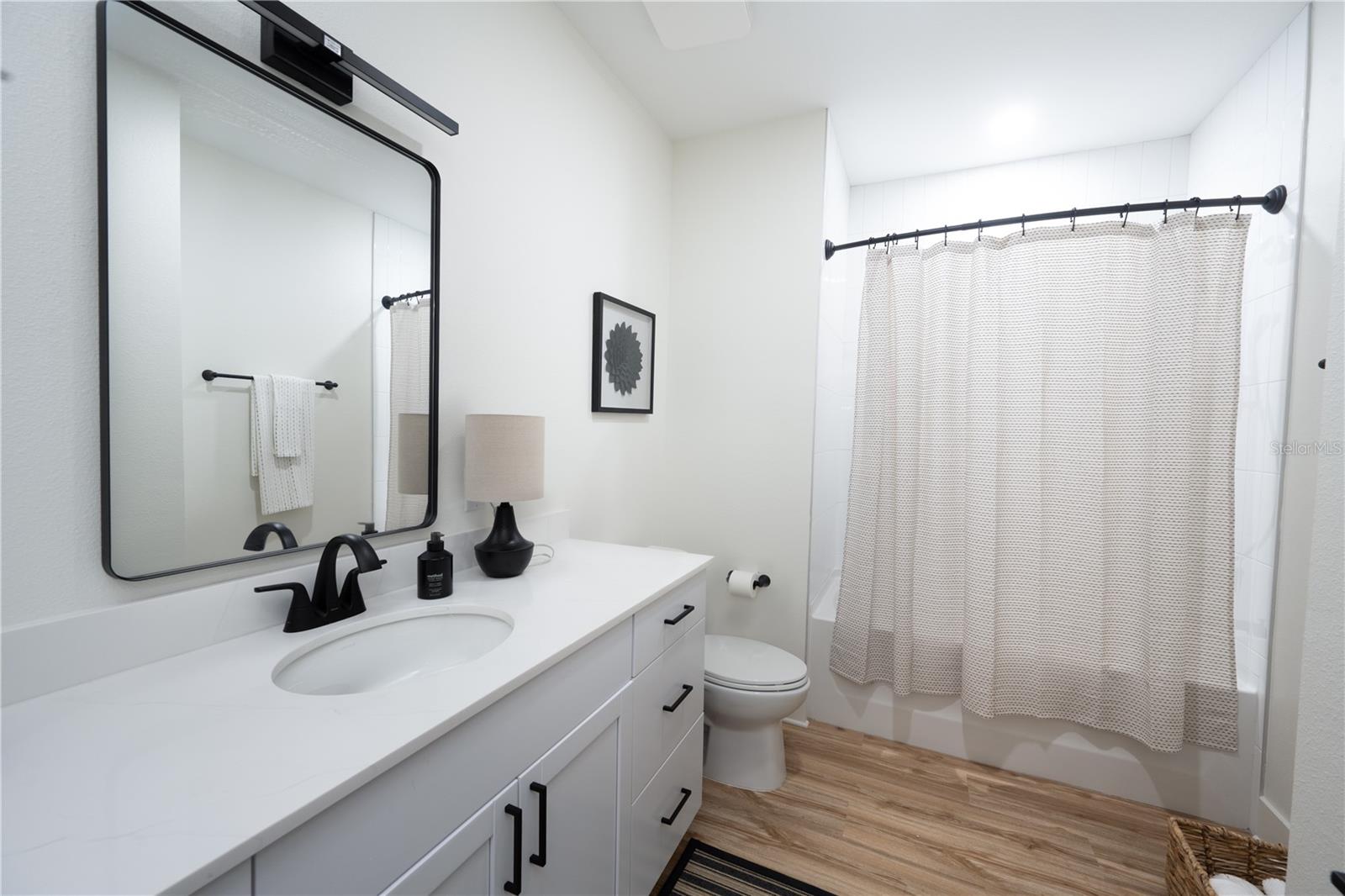 419 Se 1st Ave #101 Property Photo 20