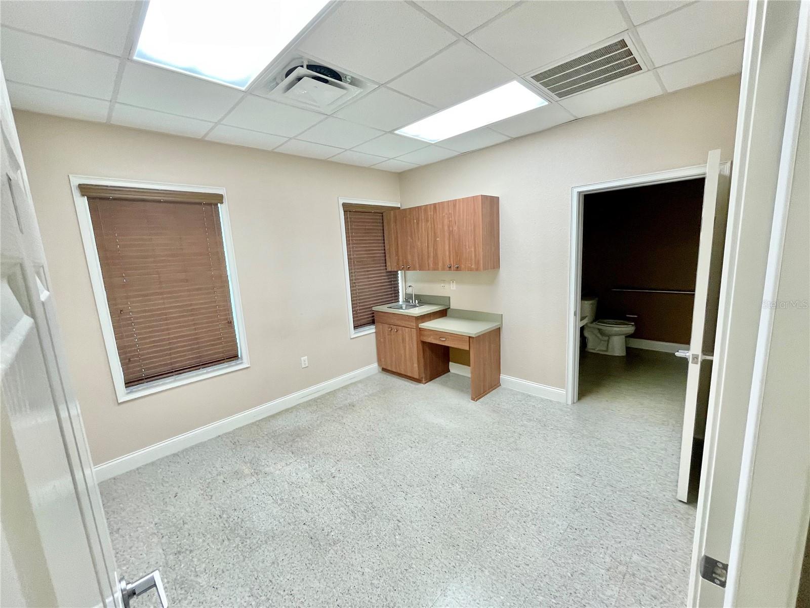 5481 Sw 60th Street #502 Property Photo 8