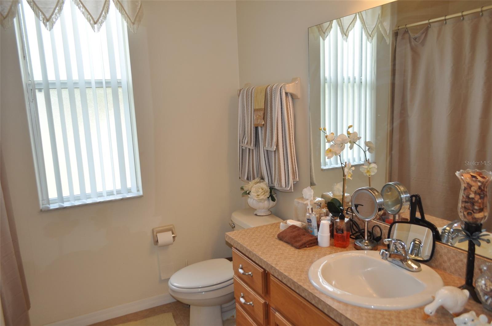 15580 Ne 16th Ln Property Photo 28